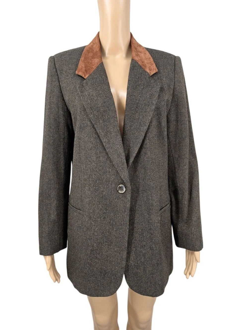 Vintage Wool Blend Brown Herringbone Donegal Blazer with Suede Leather Collar